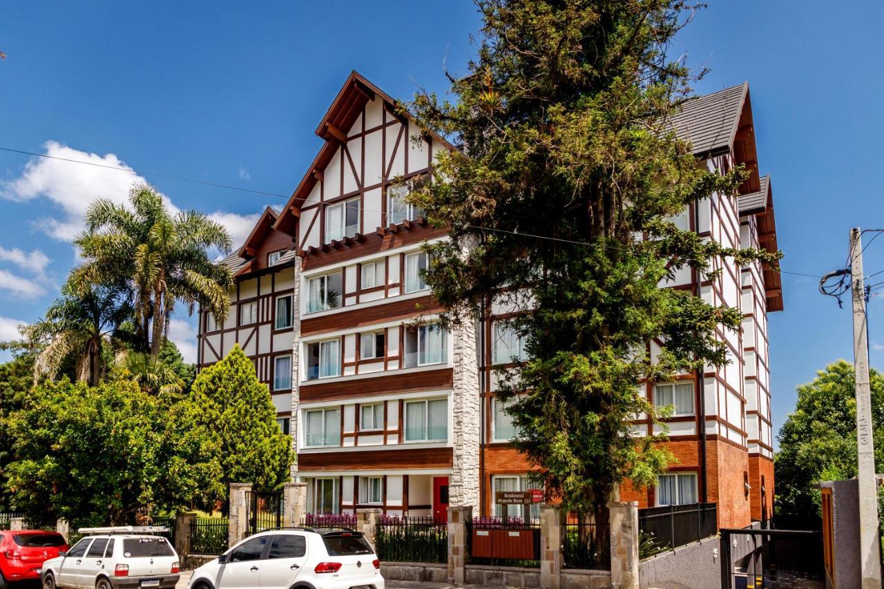 Apto Lindamente Decorado No Centro De Gramado Apartment Екстериор снимка